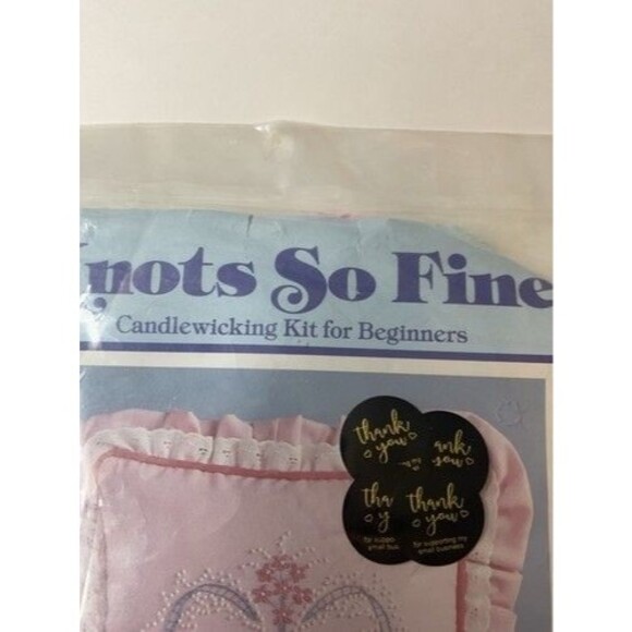 NWOT VTG 83s Knots So Fine Candlewicking Kit Heart Pink Ruffle Pillow Top USA - Picture 2 of 7